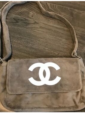 Chanel gift crossbody bag